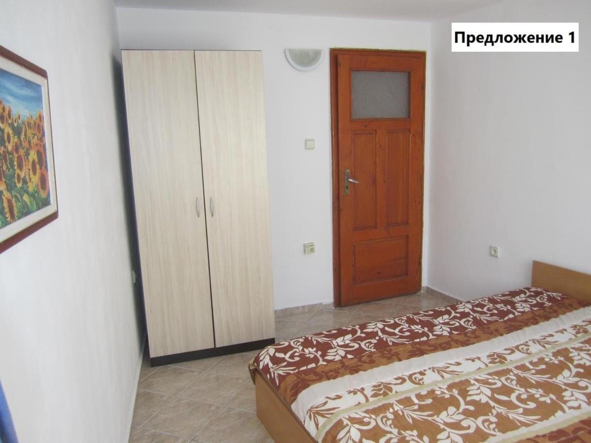 Summer House Varna Esterno foto